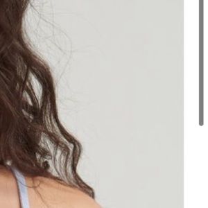 Meet your Posher, Emi